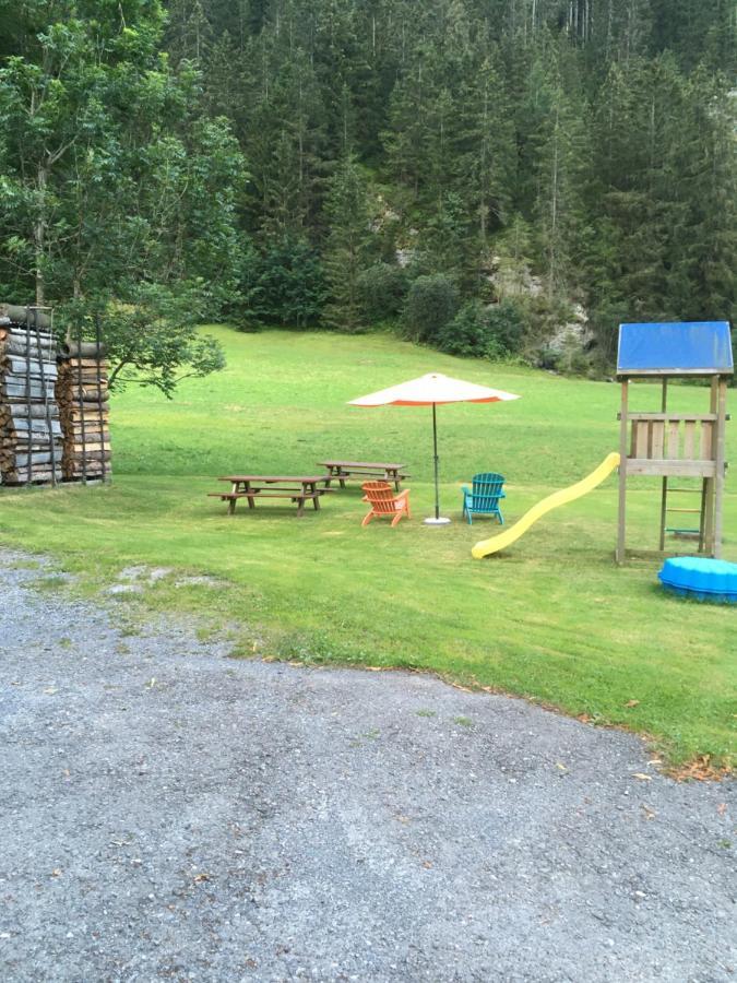 Ferienwohnung Lindenheim Kandersteg Luaran gambar